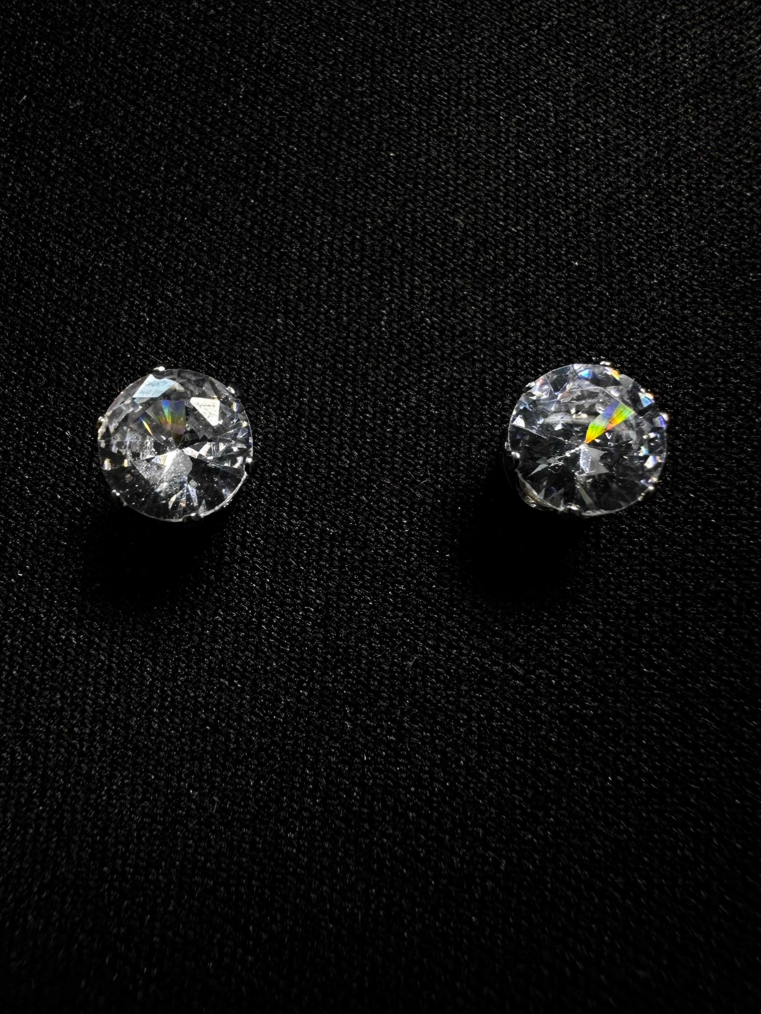 6mm DIAMOND Clip Earrings